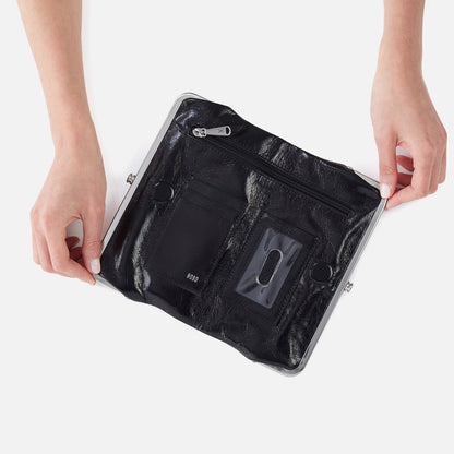 Lauren Clutch-Wallet In Polished Leather - Black | HOBO