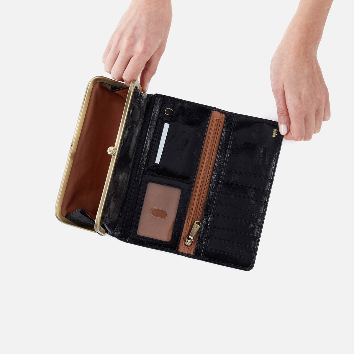 Rachel Continental Wallet In Polished Leather - Black | HOBO