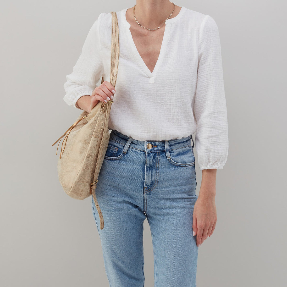 Merrin Convertible Backpack In Metallic Leather - Gold Leaf | HOBO