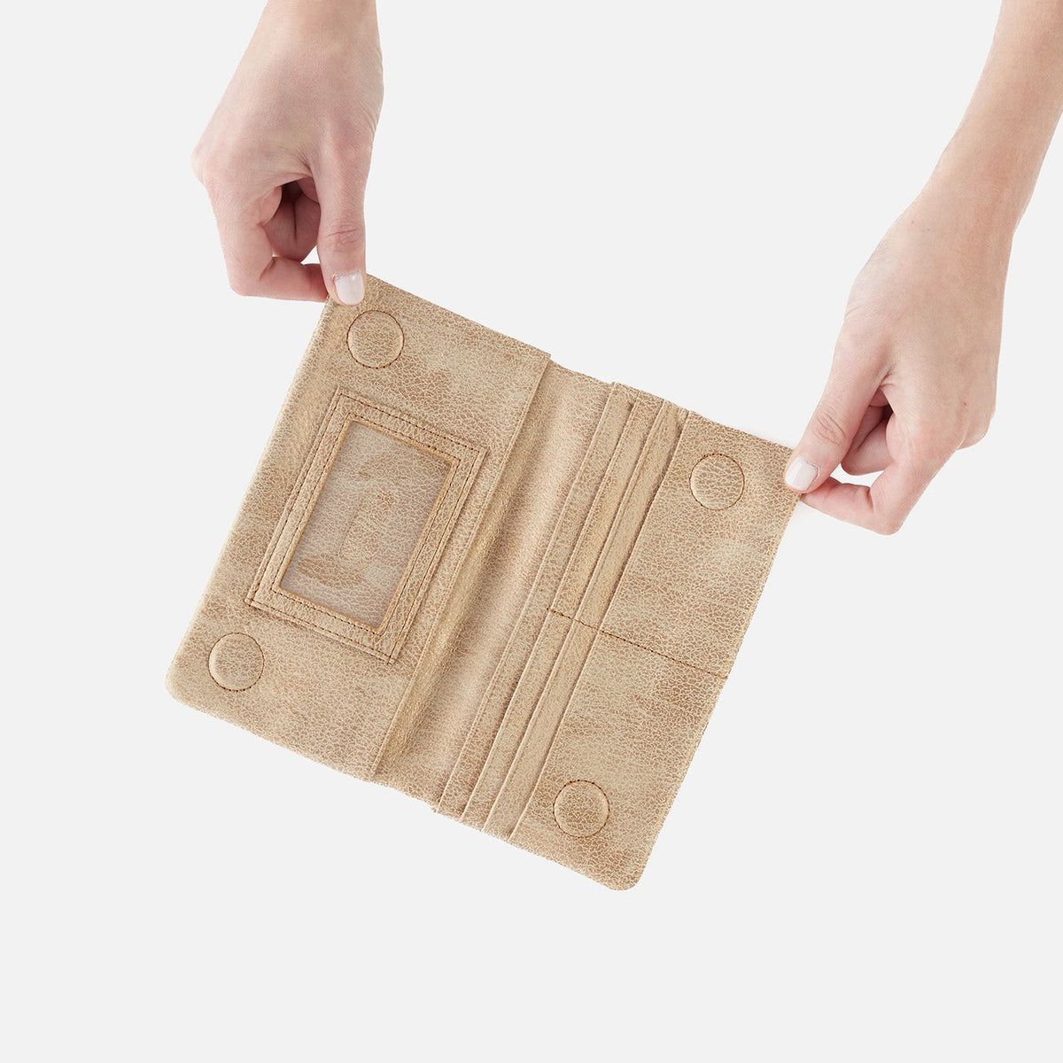 Lumen Continental Wallet In Metallic Leather - Gold Leaf | HOBO