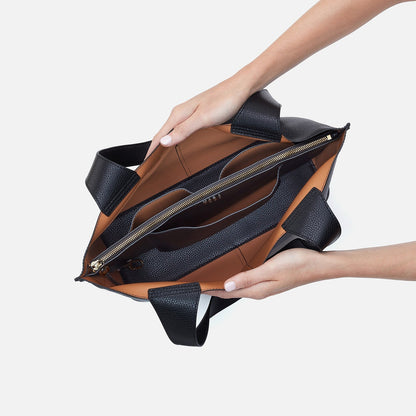 Vida Tote in Micro Pebbled Leather - Black | HOBO