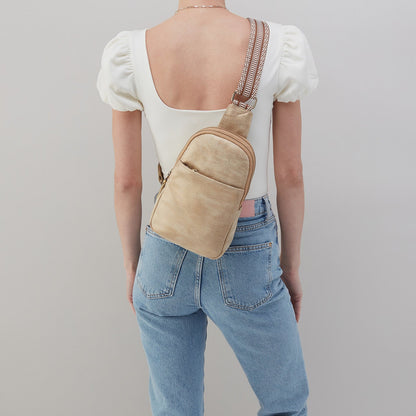 Cass Sling in Metallic Leather - Gold Leaf | HOBO