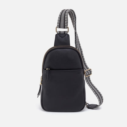 Cass Sling In Pebbled Leather - Black | HOBO