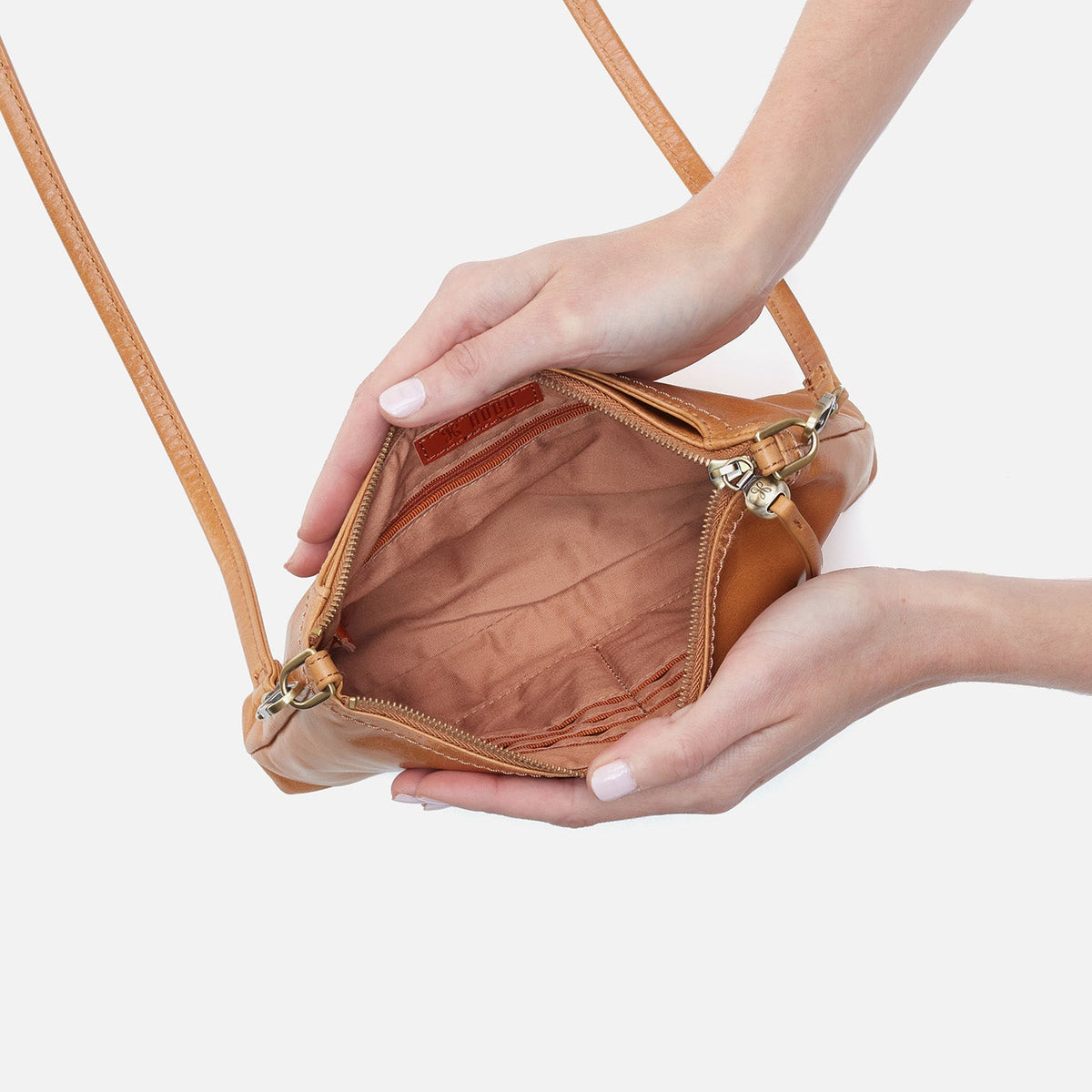 Darcy Crossbody In Polished Leather - Natural | HOBO