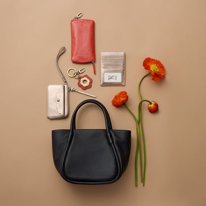 Margot Satchel In Pebbled Leather - Black | HOBO