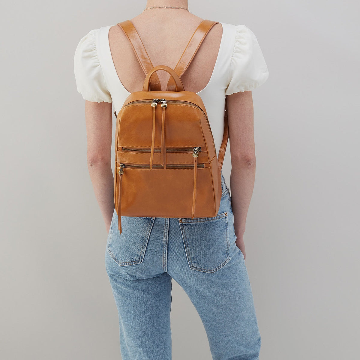 Billie Backpack In Polished Leather - Natural | HOBO