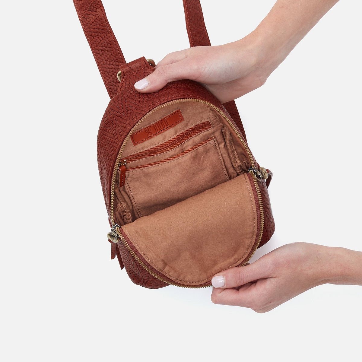 Fern Sling In Soft Embossed Leather - Tuscan Brown | HOBO