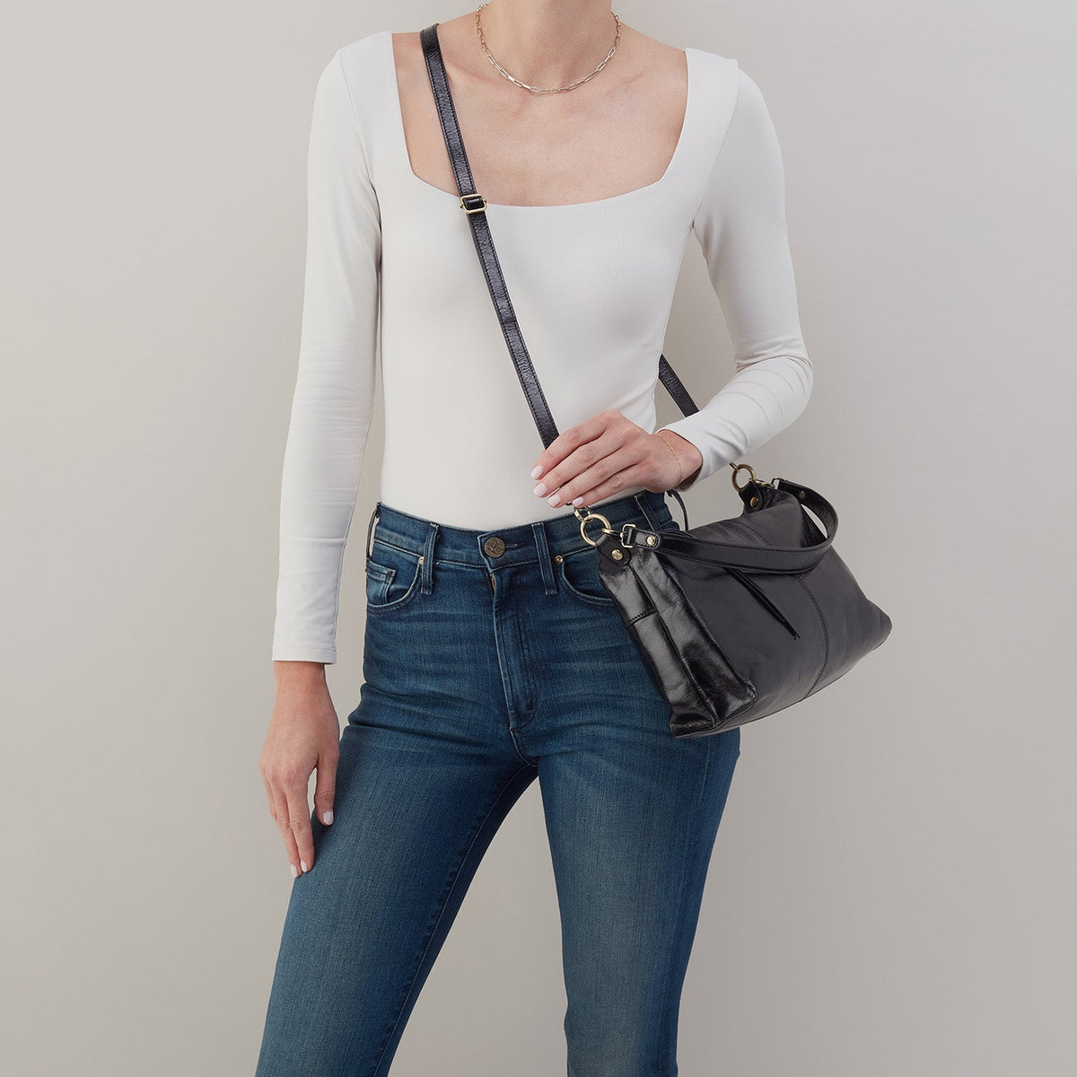Avon Shoulder Bag In Polished Leather - Black | HOBO
