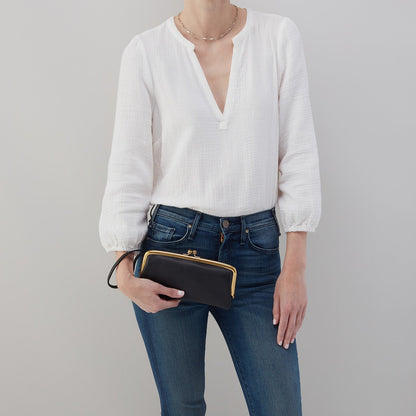 Cora Large Frame Wallet In Pebbled Leather - Black | HOBO