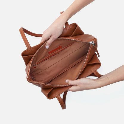 Essential Medium Tote In Soft Saffiano Leather - Lion | HOBO