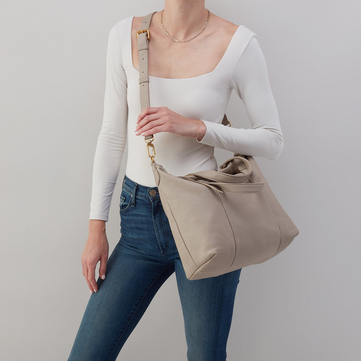 Harley Satchel In Pebbled Leather - Taupe | HOBO