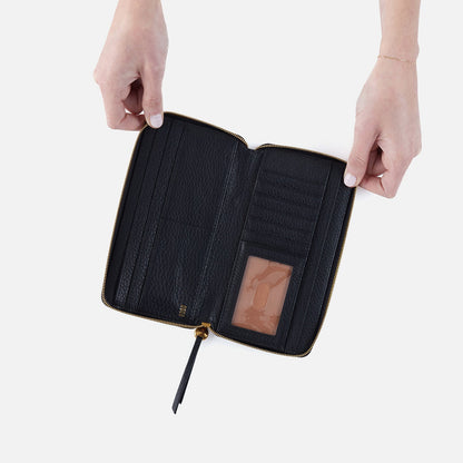 Hart Large Wallet In Pebbled Leather - Black | HOBO