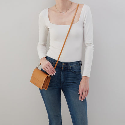 Jill Crossbody In Polished Leather - Natural | HOBO