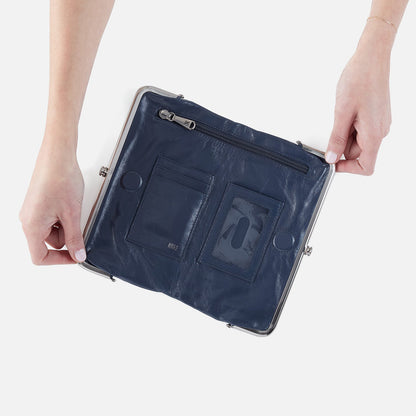 Lauren Clutch-Wallet In Polished Leather - Blue Stone | HOBO