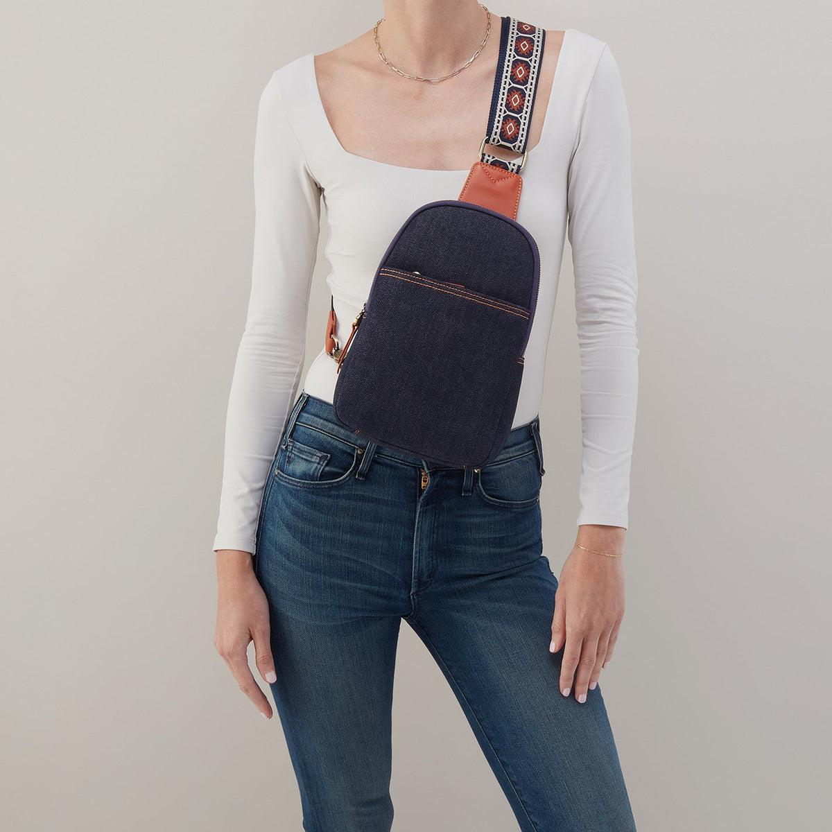 Cass Sling In Denim Fabric - Dark Denim | HOBO