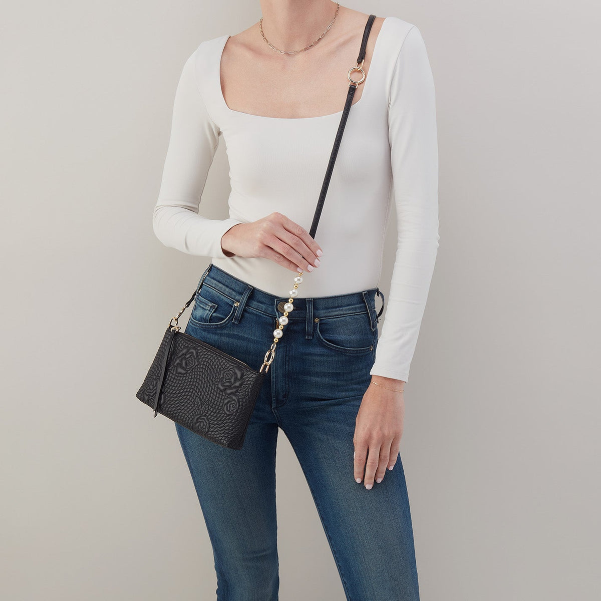 Darcy Crossbody In Smooth Leather - Black | HOBO