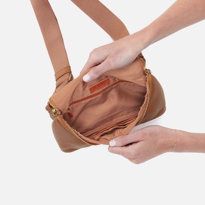 Fern Large Belt Bag In Pebbled Leather - Warm Honey | HOBO