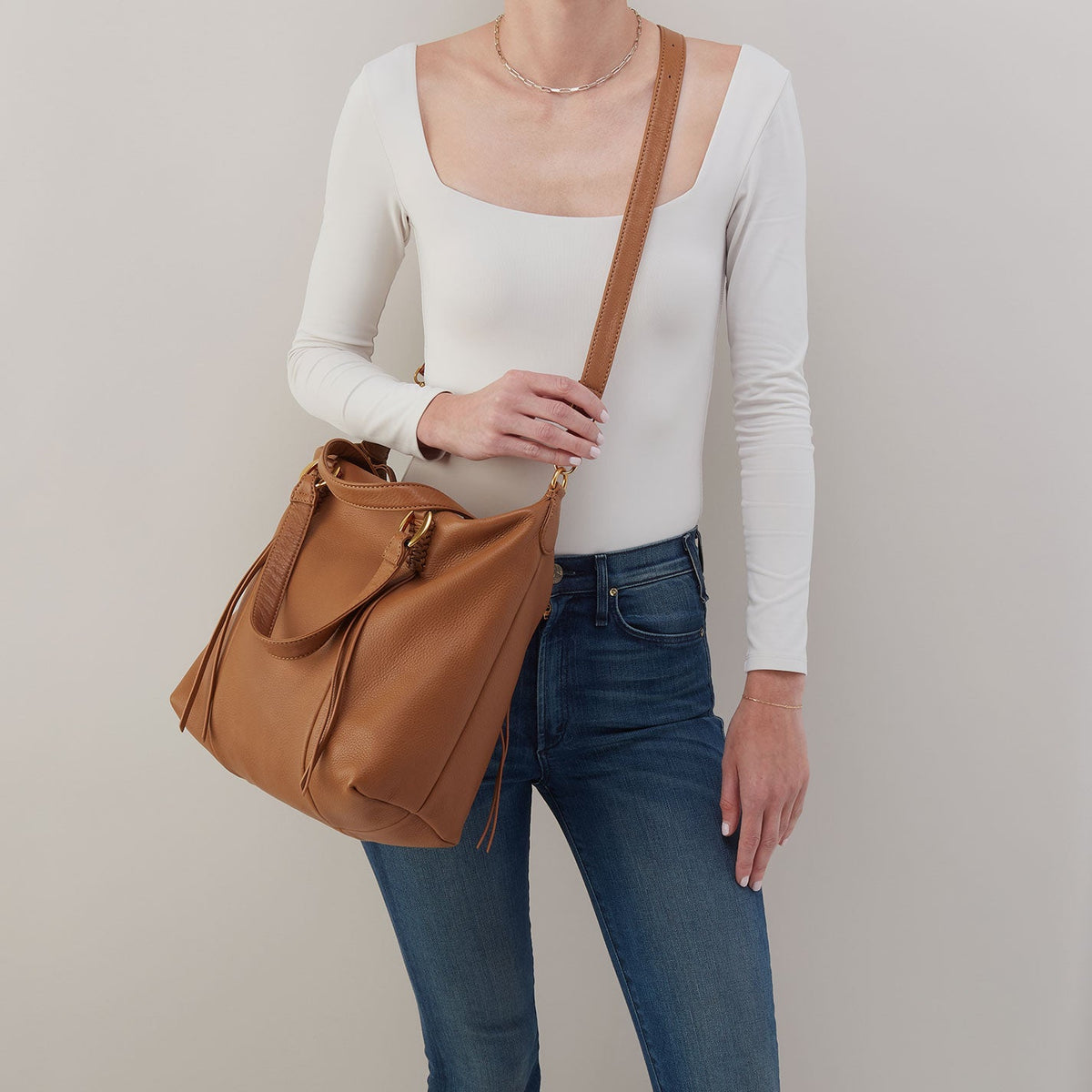 Harley Satchel In Pebbled Leather - Warm Honey | HOBO