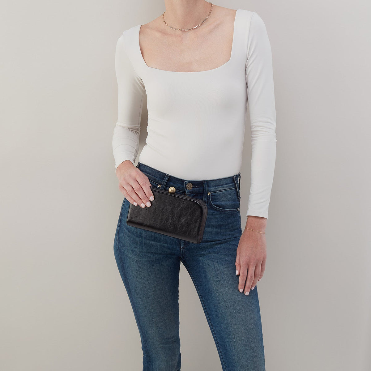 Lauren Minaudiere In Polished Leather - Black | HOBO