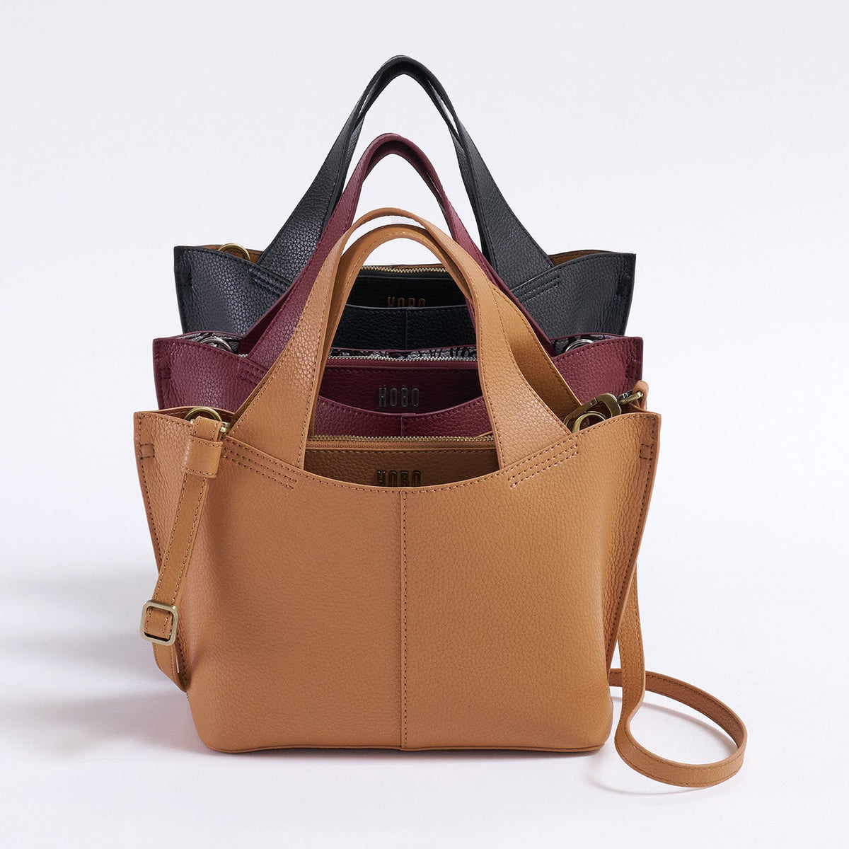 Vida Small Tote in Micro Pebbled Leather - Black | HOBO
