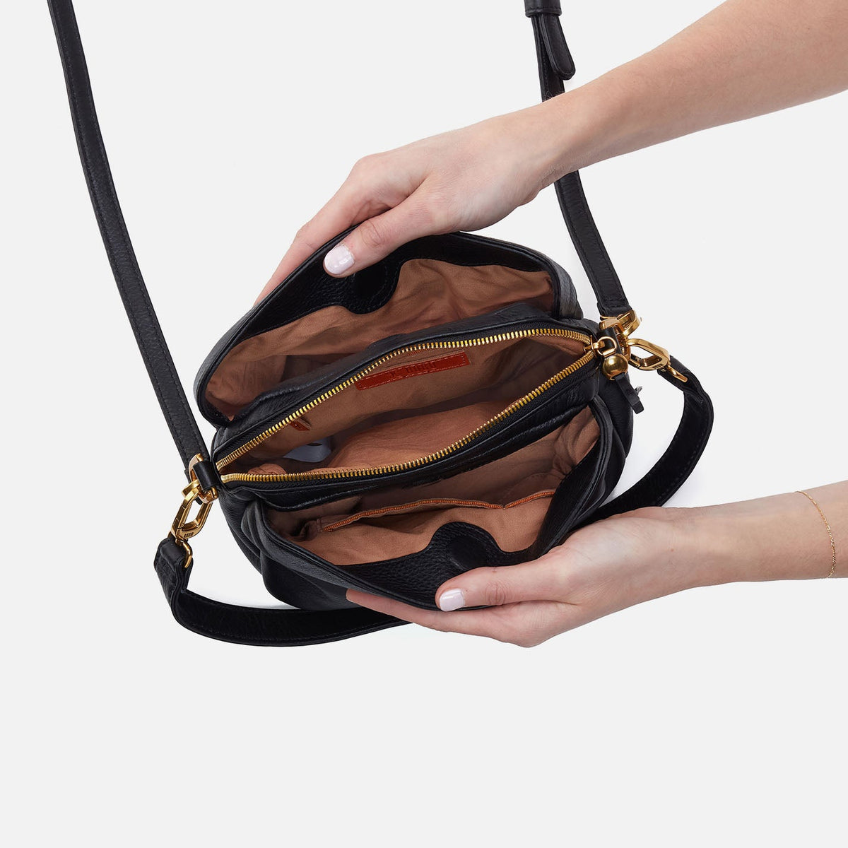 Starr Convertible Shoulder Bag in Pebbled Leather - Black | HOBO