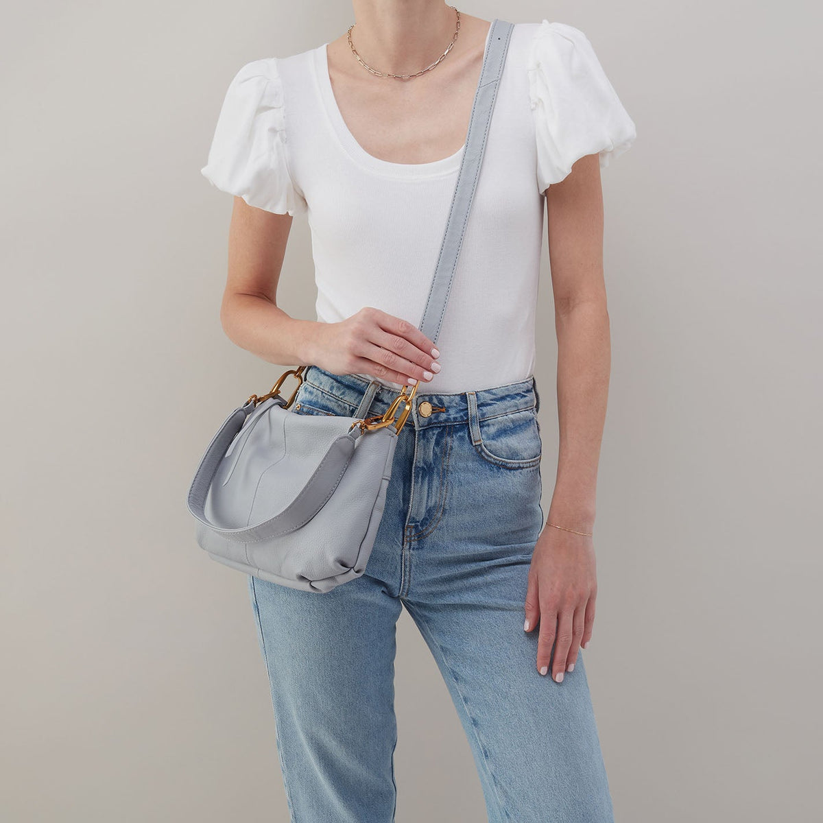 Advance Shoulder Bag In Pebbled Leather - Blue Pearl | HOBO