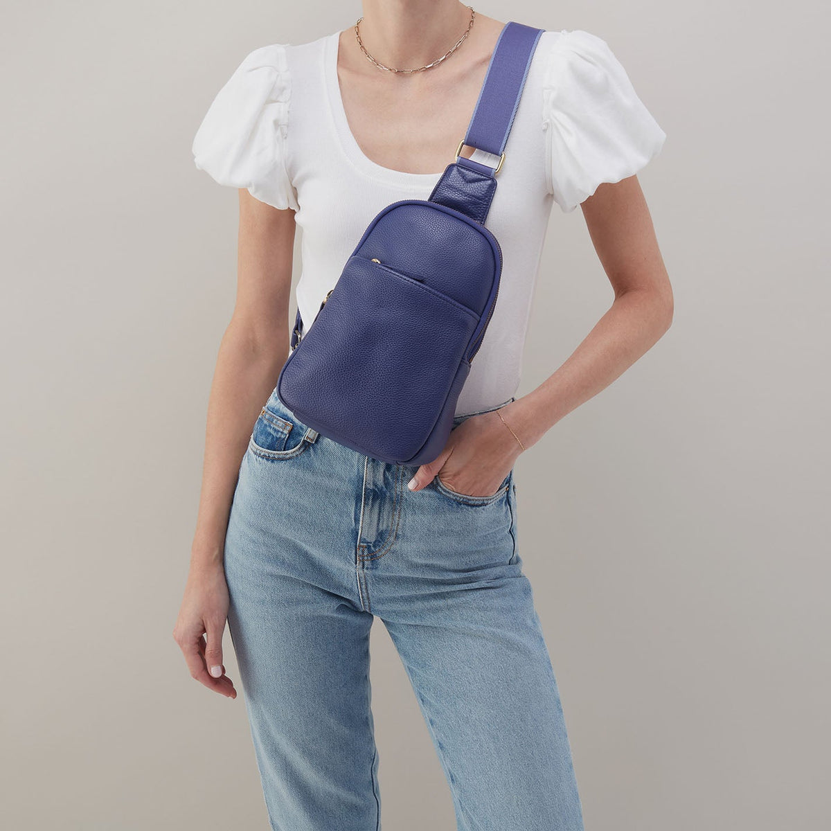 Cass Sling In Pebbled Leather - Dark Iris | HOBO