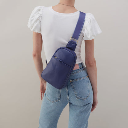 Cass Sling In Pebbled Leather - Dark Iris | HOBO