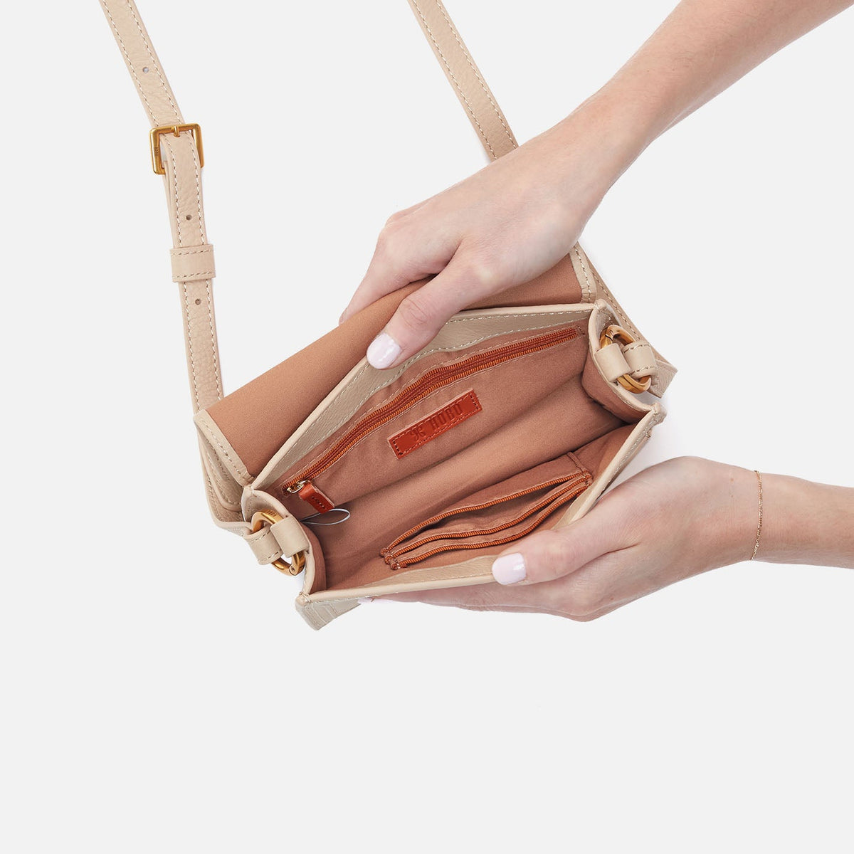 Eden Small Crossbody In Pebbled Leather - Linen | HOBO