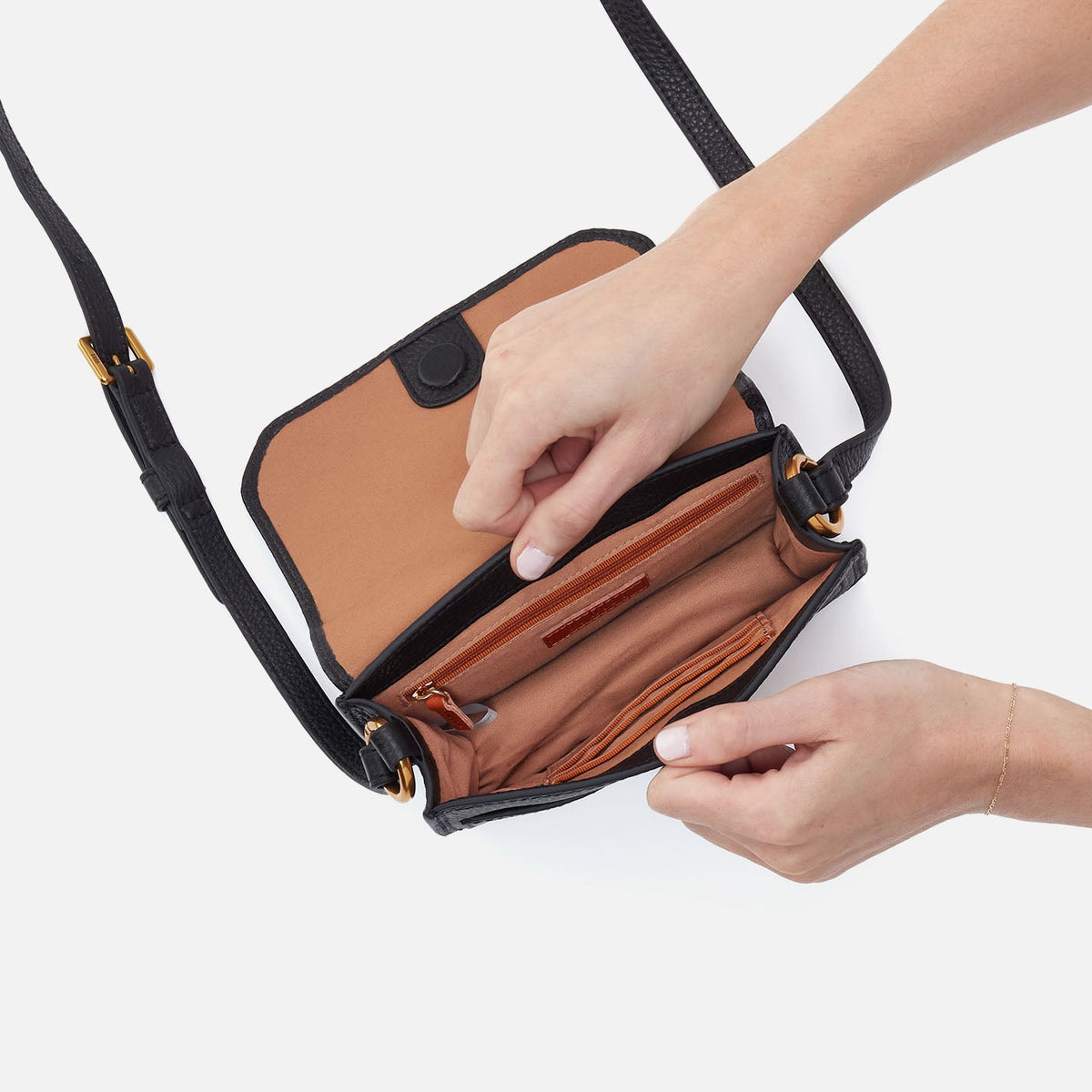 Eden Small Crossbody In Pebbled Leather - Black | HOBO