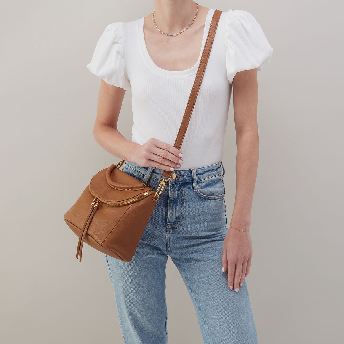 Fern Top Handle Satchel In Pebbled Leather - Warm Honey | HOBO