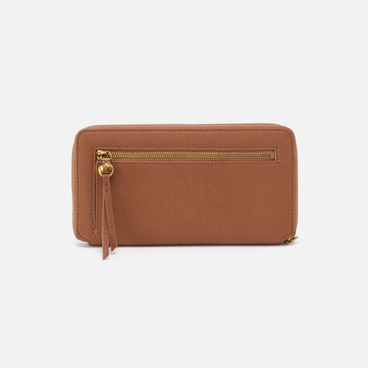 Hart Large Wallet In Pebbled Leather - Warm Honey | HOBO