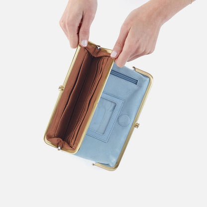 Lauren Clutch-Wallet In Buffed Leather - Sky | HOBO