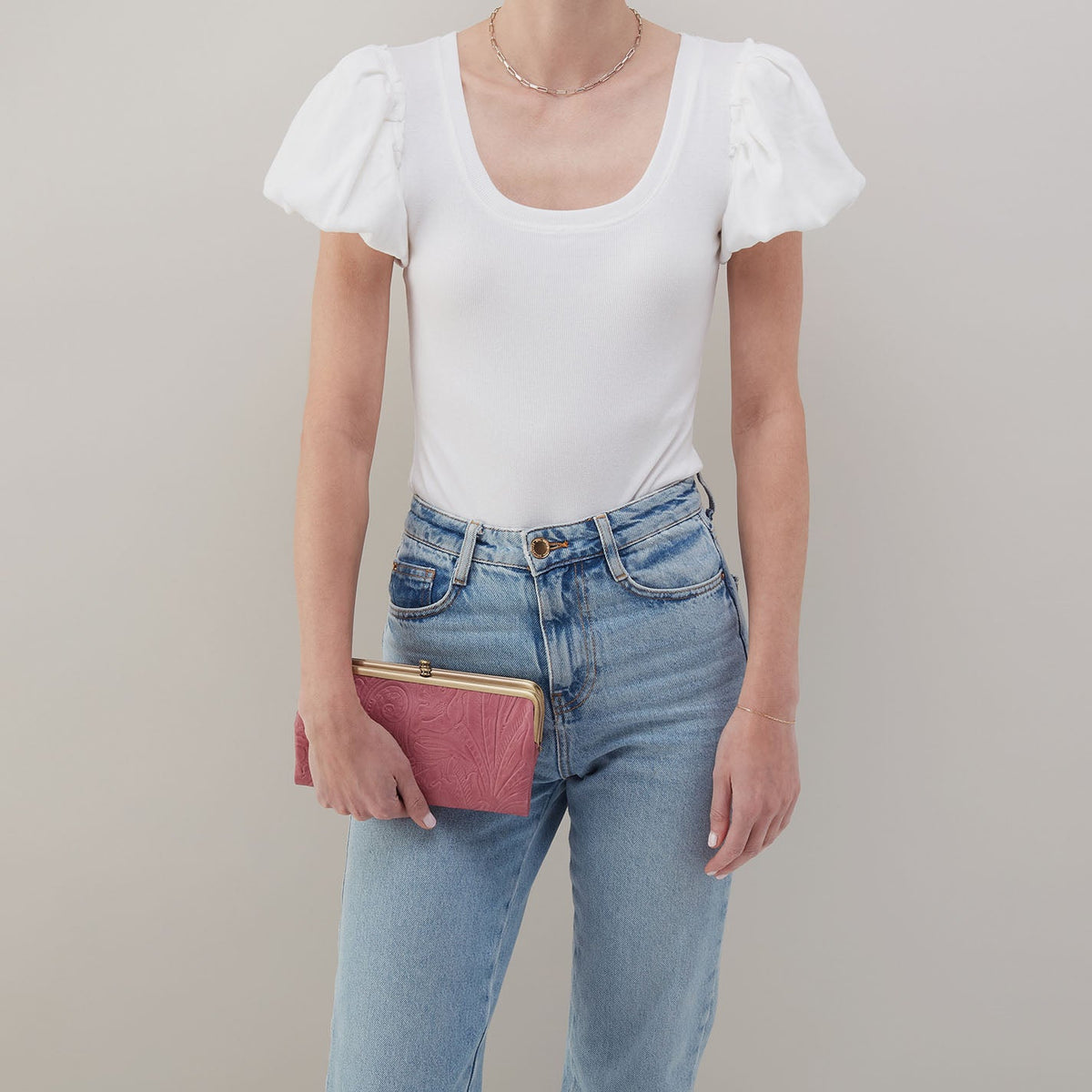 Lauren Clutch-Wallet In Tooled Embossed Leather - Mauve Tooled Emboss | HOBO