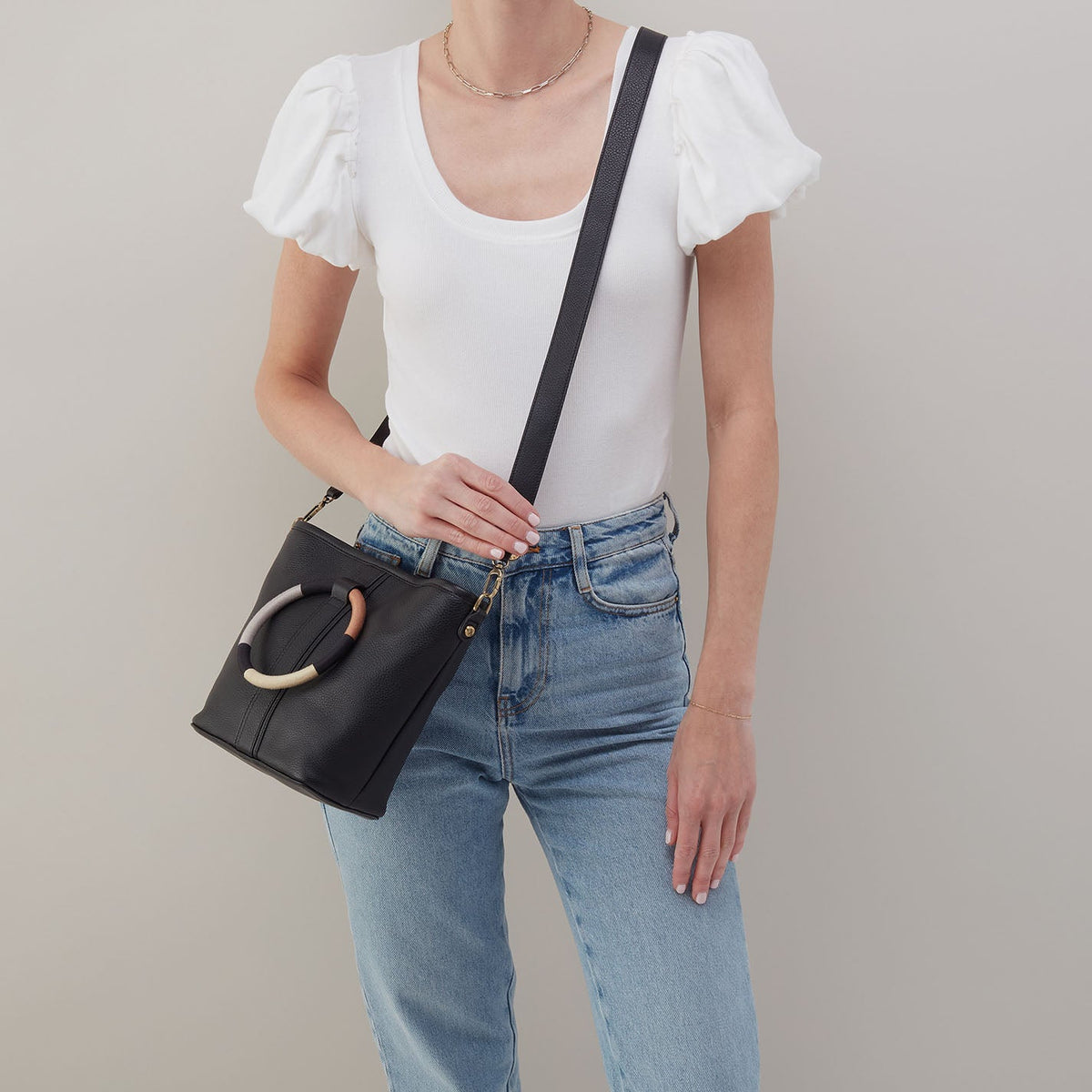 Luna Small Tote In Pebbled Leather - Black | HOBO