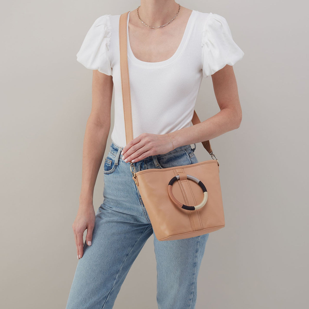Luna Small Tote In Pebbled Leather - Porcini | HOBO