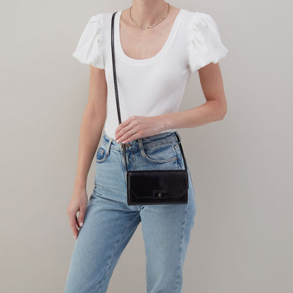 Romy Wallet Crossbody In Polished Leather - Black | HOBO
