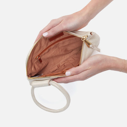 Sable Wristlet In Metallic Leather - Sand Shimmer | HOBO