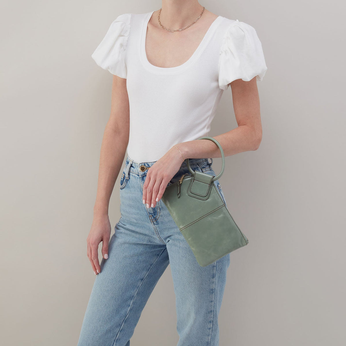Sable Wristlet In Polished Leather - Jade | HOBO