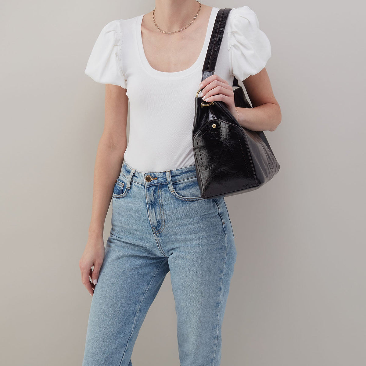 Seneca Shoulder Bag In Polished Leather - Black | HOBO