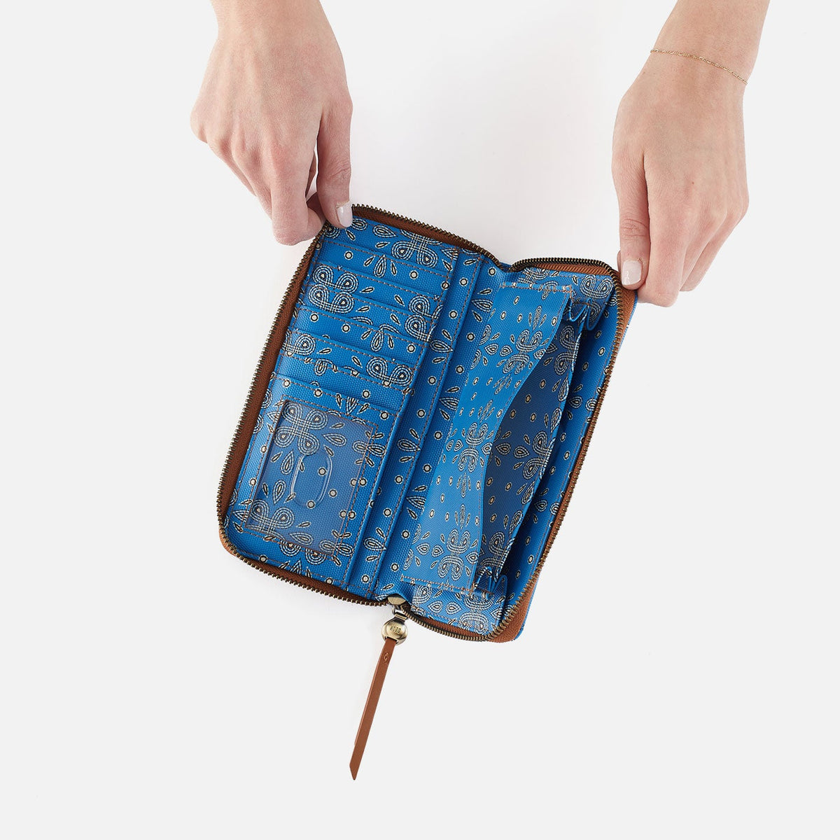 Soma Large Wallet In Coated Canvas - Blue Journey Bandana | HOBO