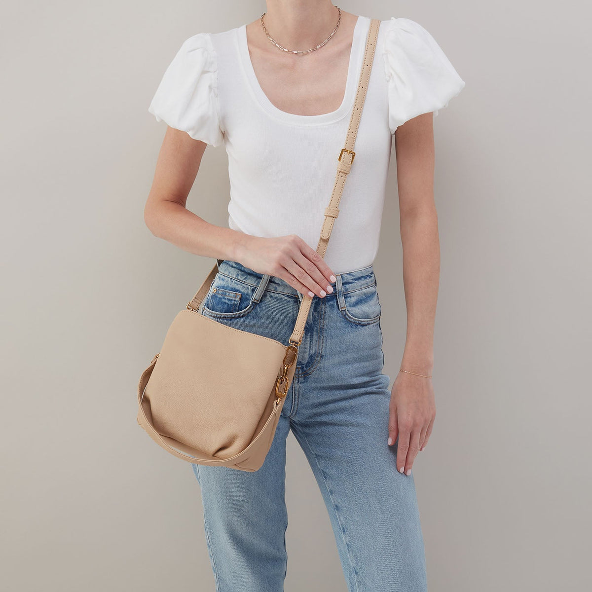 Starr Convertible Shoulder Bag in Pebbled Leather - Linen | HOBO