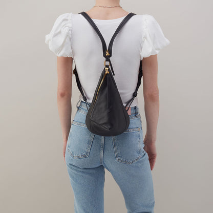 Sway Small Sling In Pebbled Leather - Black | HOBO