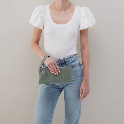 Vida Wristlet In Polished Leather - Jade | HOBO