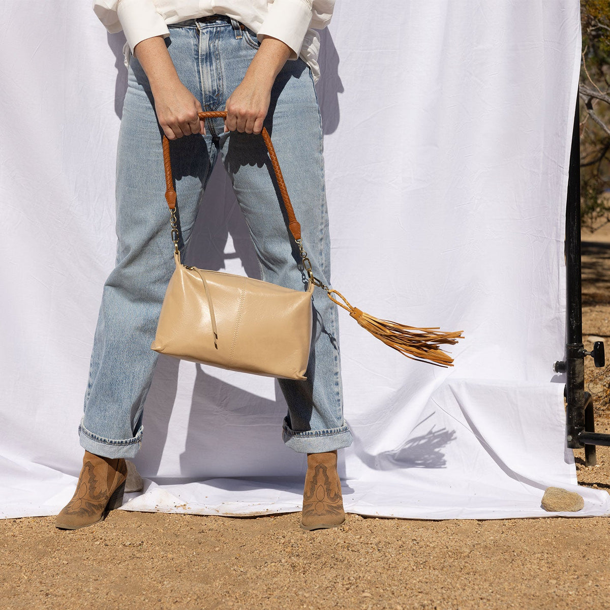 Avon Shoulder Bag In Polished Leather - Sand | HOBO