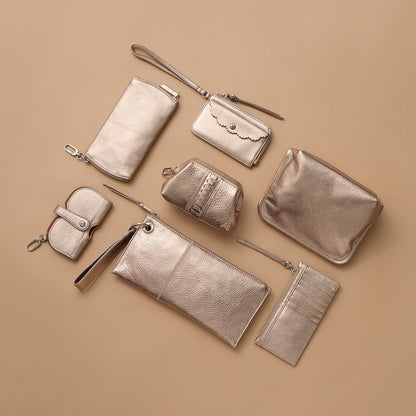 Carte Card Case In Metallic Leather - Cameo Quartz | HOBO