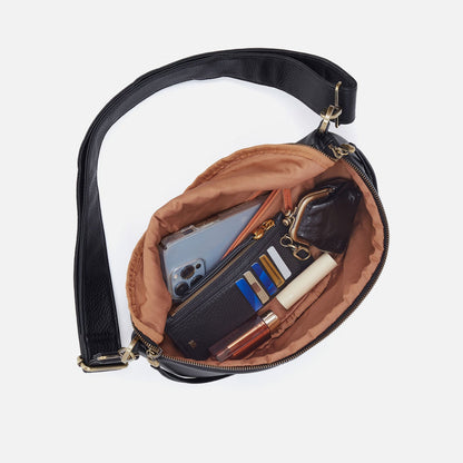 Hunter Medium Belt Bag In Pebbled Leather - Black | HOBO