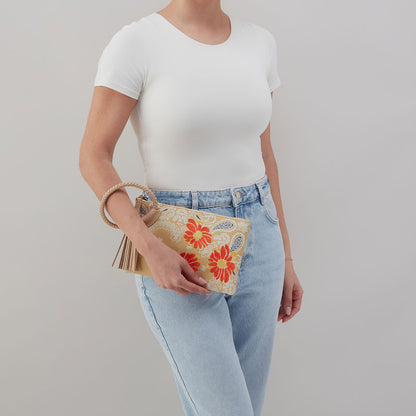 Sheila Clutch In Canvas - Sunset Bandana | HOBO